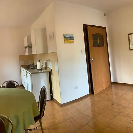 Jakob Homestay szállás *