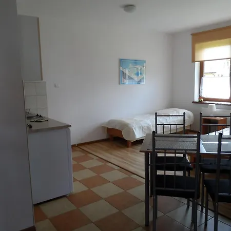 Jakob Homestay szállás *