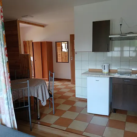 Jakob Homestay szállás *